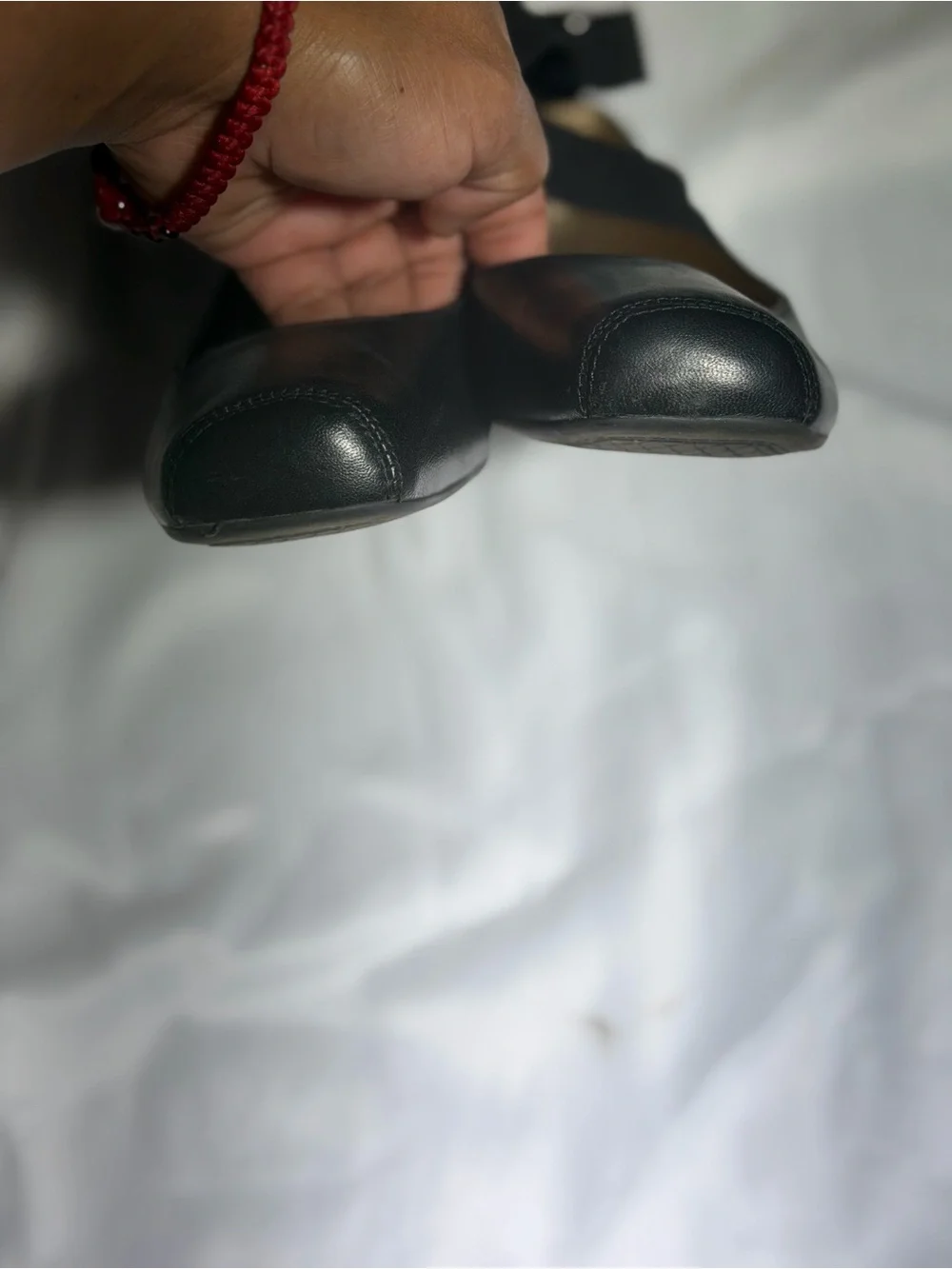 Yessica simpson sleek black